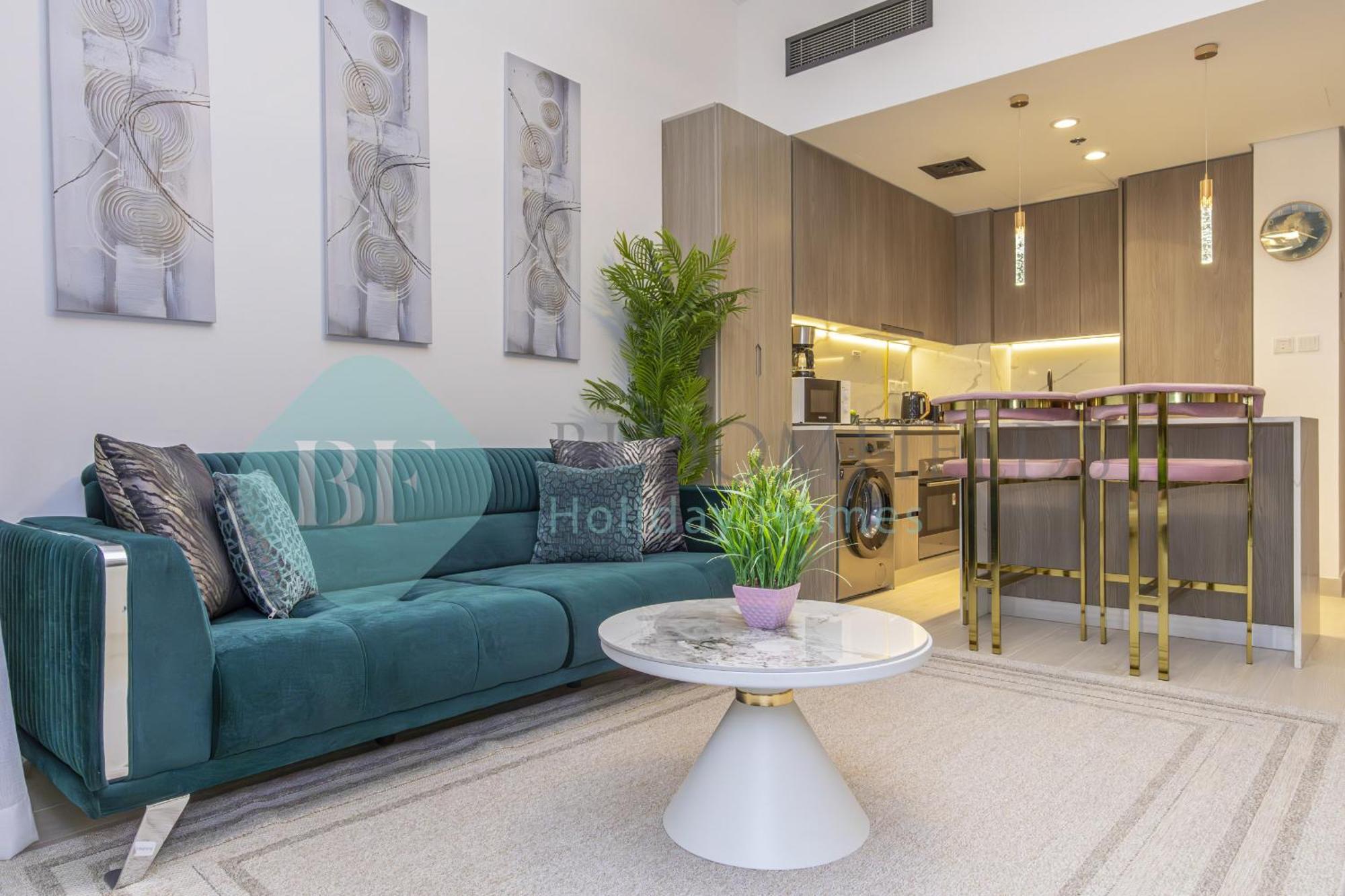 Bloomfields Modern 1br In Laya Heights Pool Acces Apartment