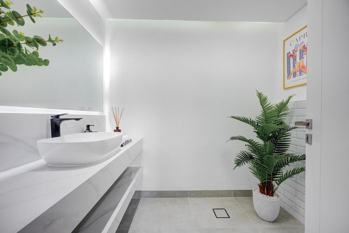 Apartment Luxurious 4-bedroom Perfect For Families In Marina *