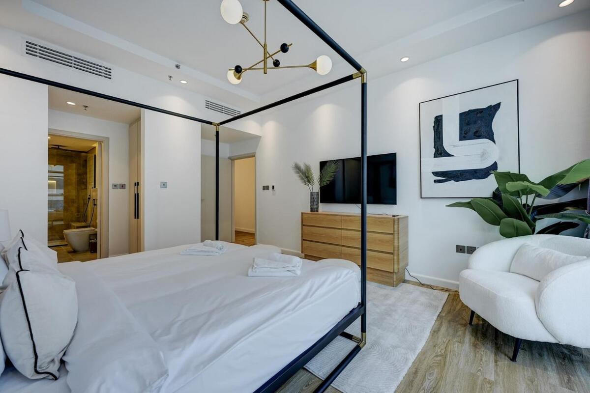 Luxurious 4-bedroom Perfect For Families In Marina *