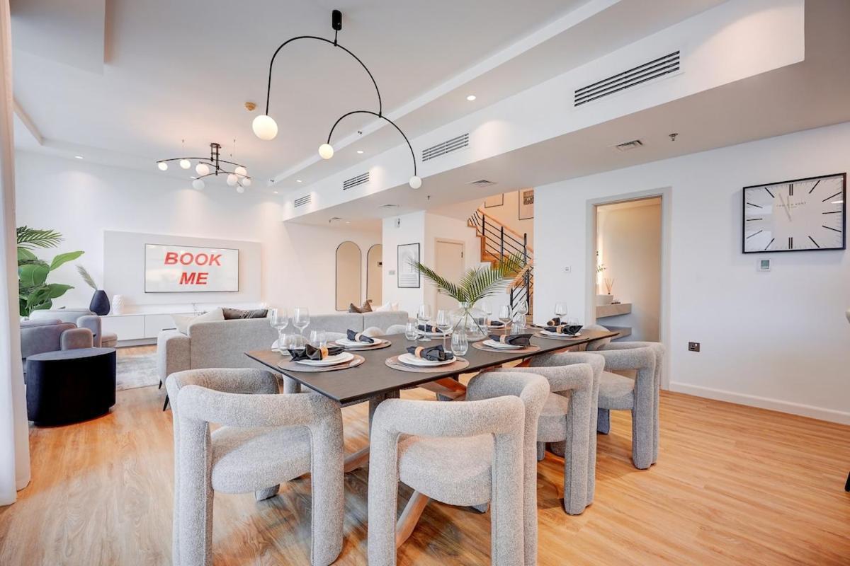 Luxurious 4-bedroom Perfect For Families In Marina Dubai