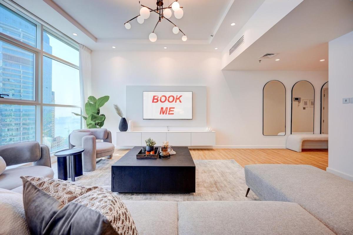 Apartment Luxurious 4-bedroom Perfect For Families In Marina Dubai