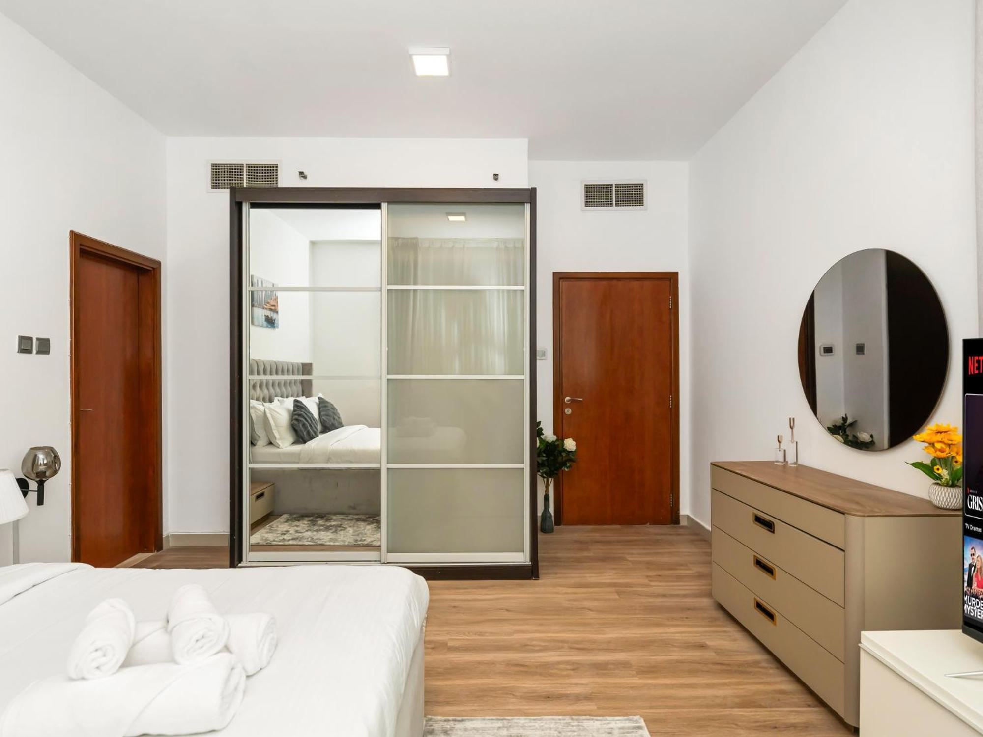 Spacious 3br High Floor Palm View In Marina *