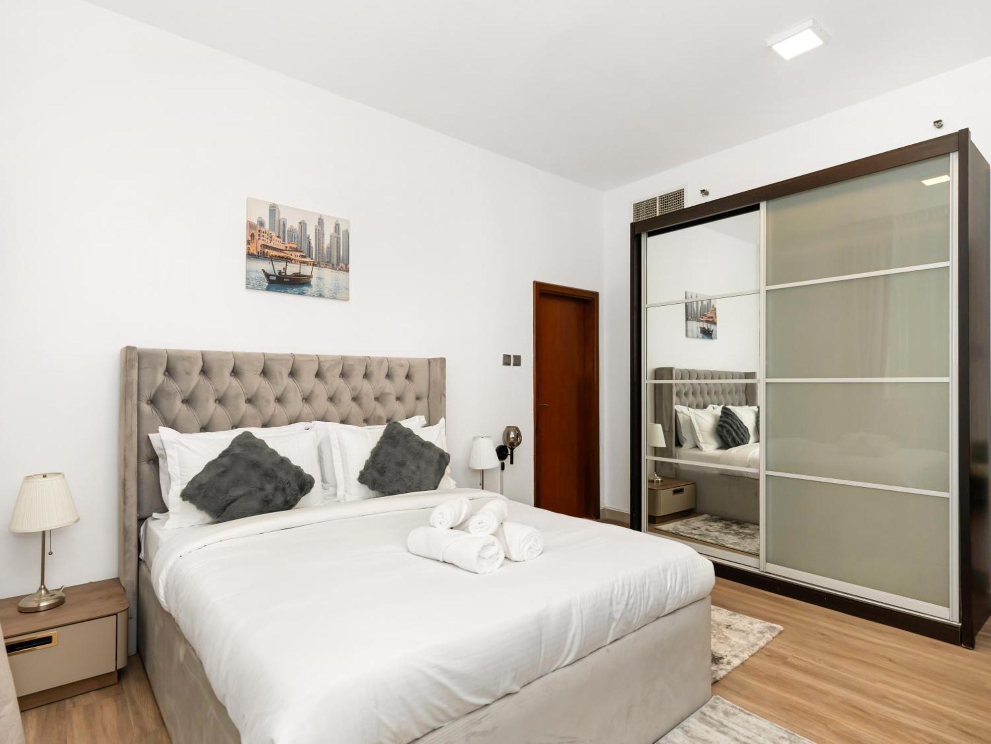 Spacious 3br High Floor Palm View In Marina * Dubai