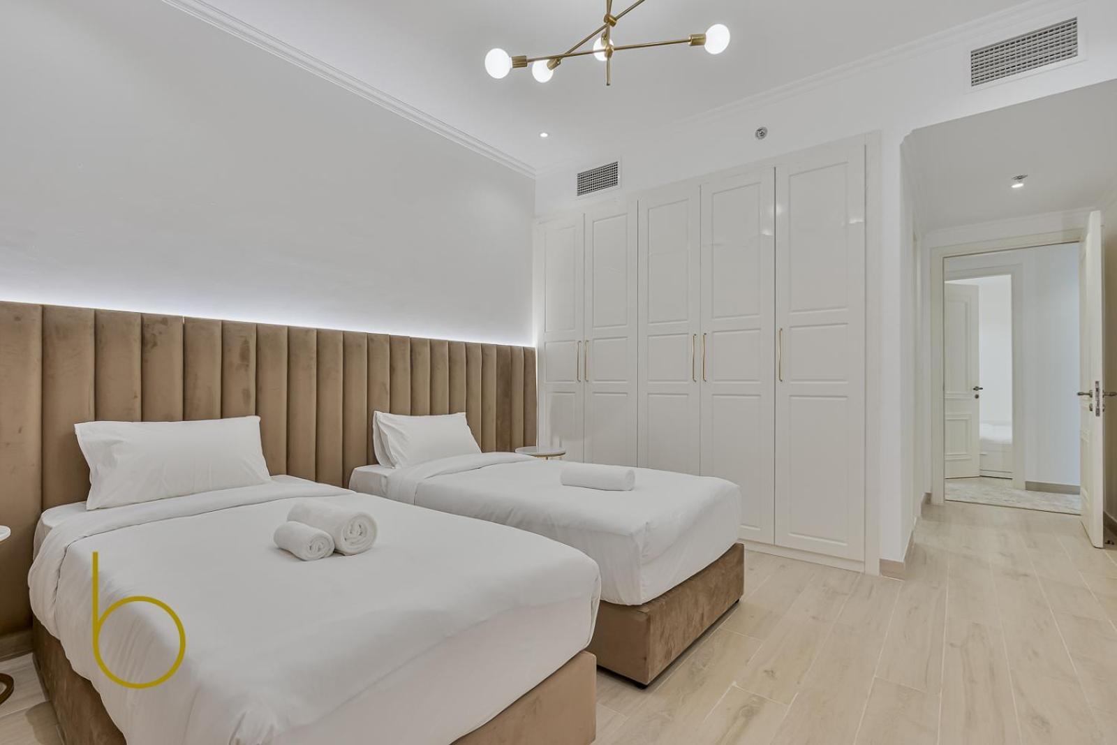 Brand New Beautiful & Huge Centrally Located
