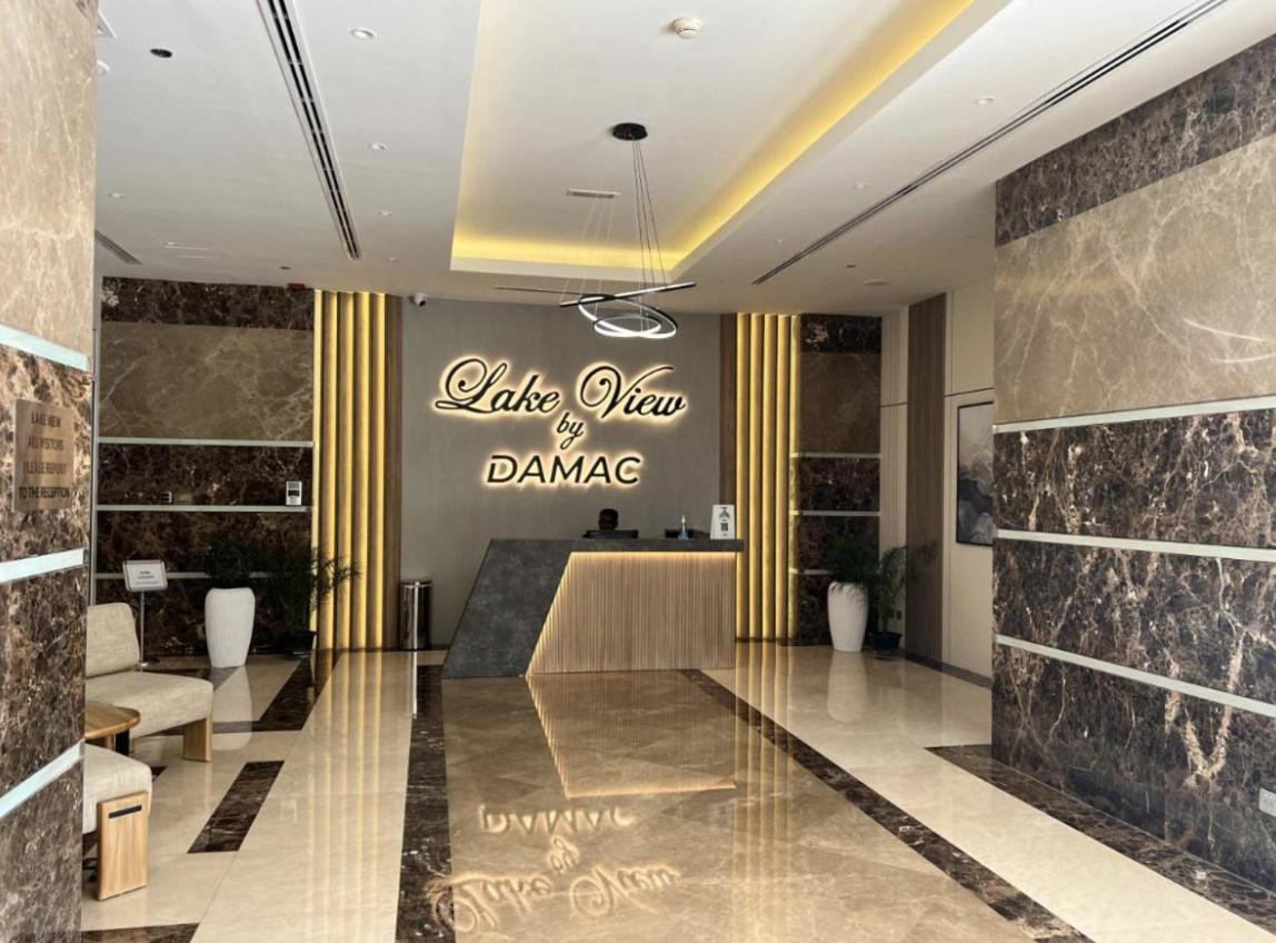 Luxury - View Tower Apartment *