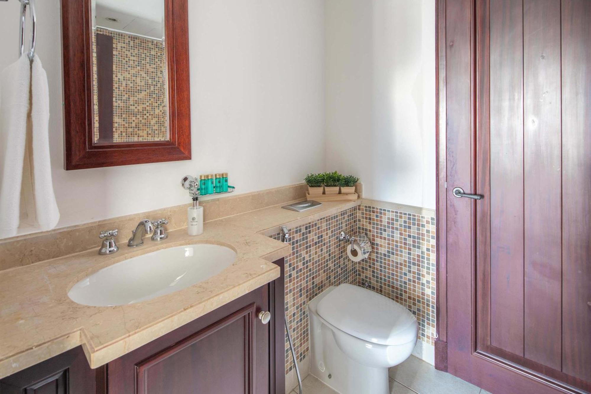 Apartment Frank Porter - Reehan 7 *