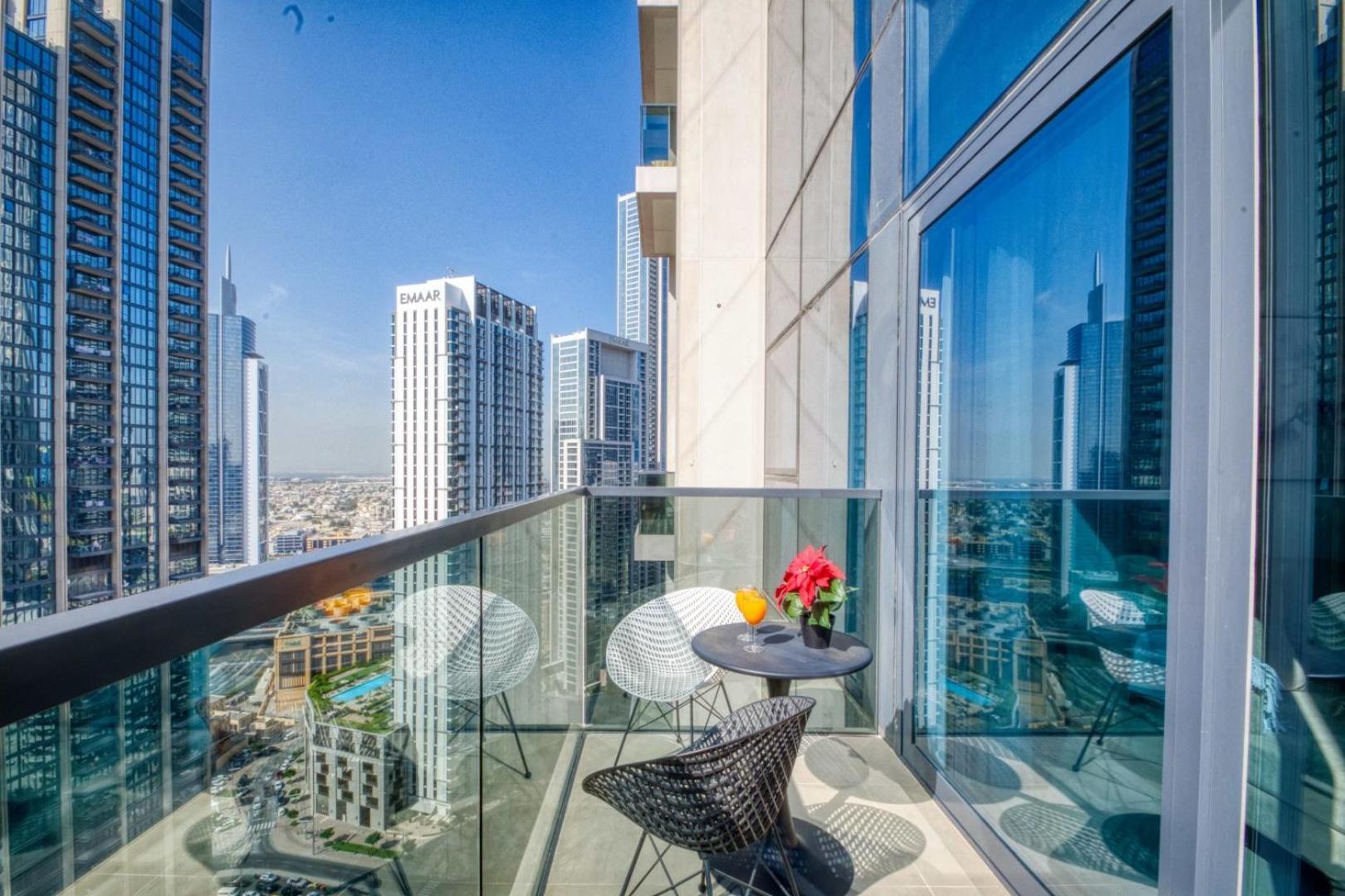Apartment Your 30th-floor Haven Awaits *