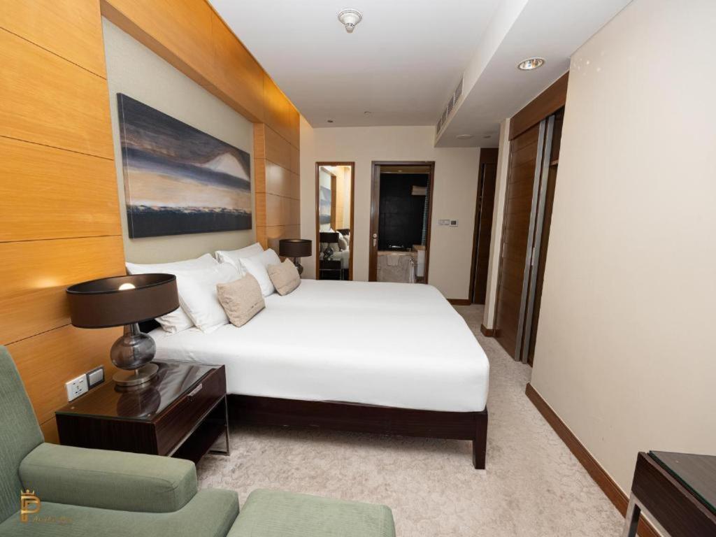 Paradise View - The Mall Residences Apartment