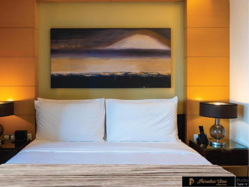 Paradise View - The Mall Residences * Dubai