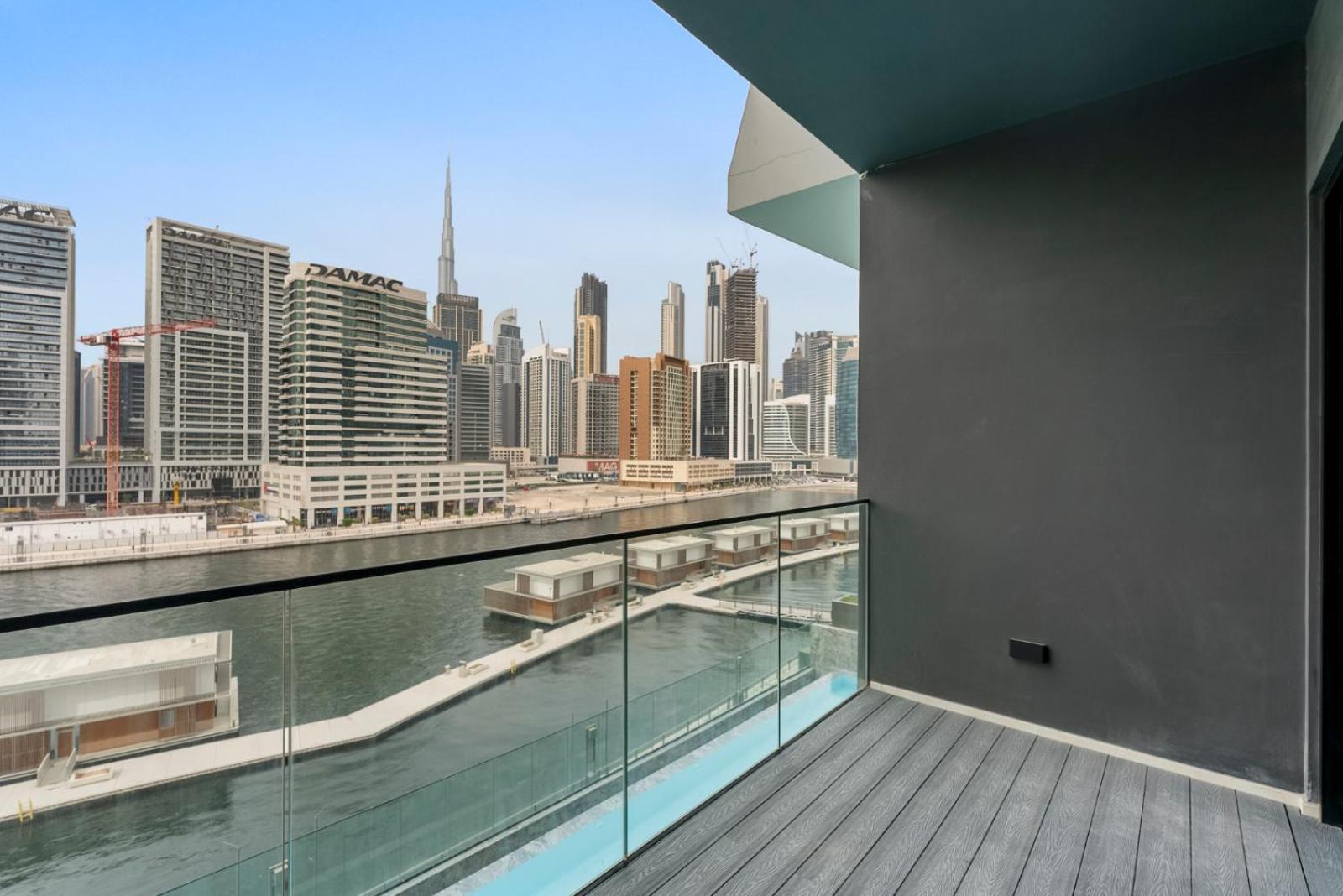 Exclusive 4 Pex With Burj Khalifa View Apartment