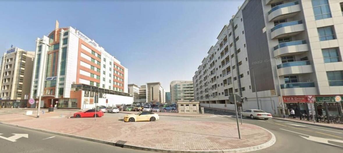 Gateway Partition In Barsha Mashreq Metro * Dubai