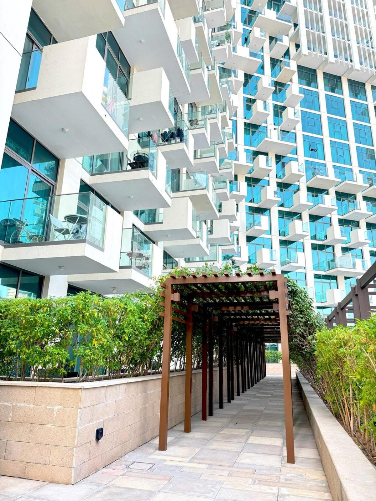 Modern 15mins Away From World Trade Center Apartment