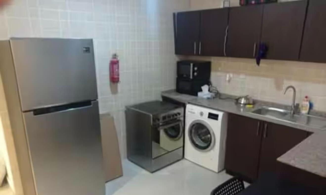 Creative Partition In Barsha 1 Near Metro Homestay Dubai