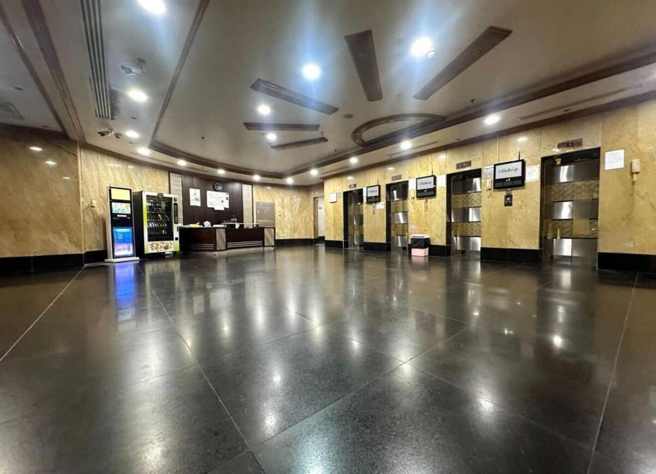 Homestay Familiar Partition In Tecom Near Icm Metro