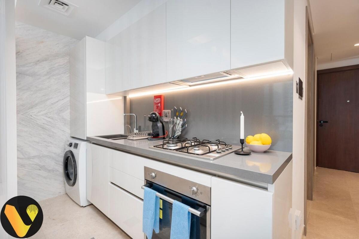 Vogue The Sterling By Omniyat Pool View With Balcony Near Burj Khalifa And Mall *