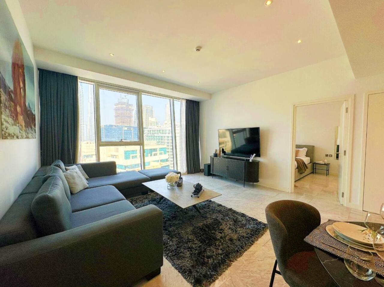 1br With Hall Canal Views At The Pad In Business Bay By Vibel Apartment Dubai