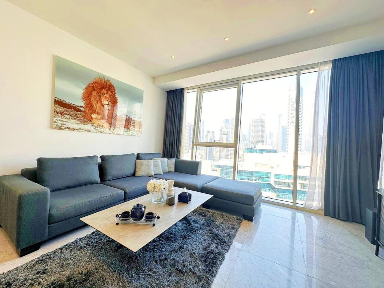 1br With Hall Canal Views At The Pad In Business Bay By Vibel Dubai