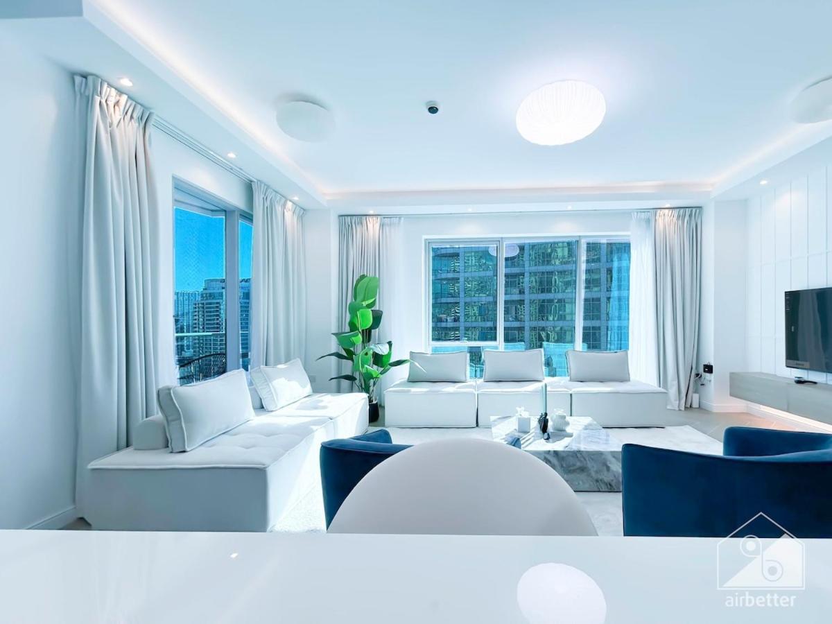 Spacious 2b With Full Marina Views - Delphine Apartment