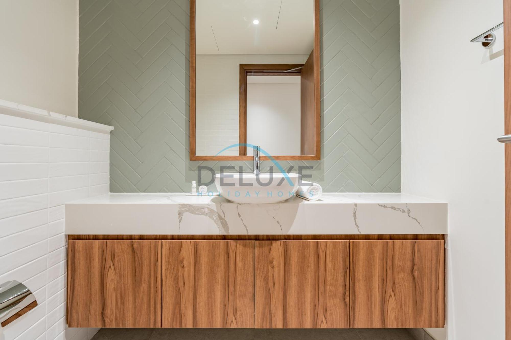 Chic 2br In Park Building 1, Al Wasl By Deluxe Homes Apartment