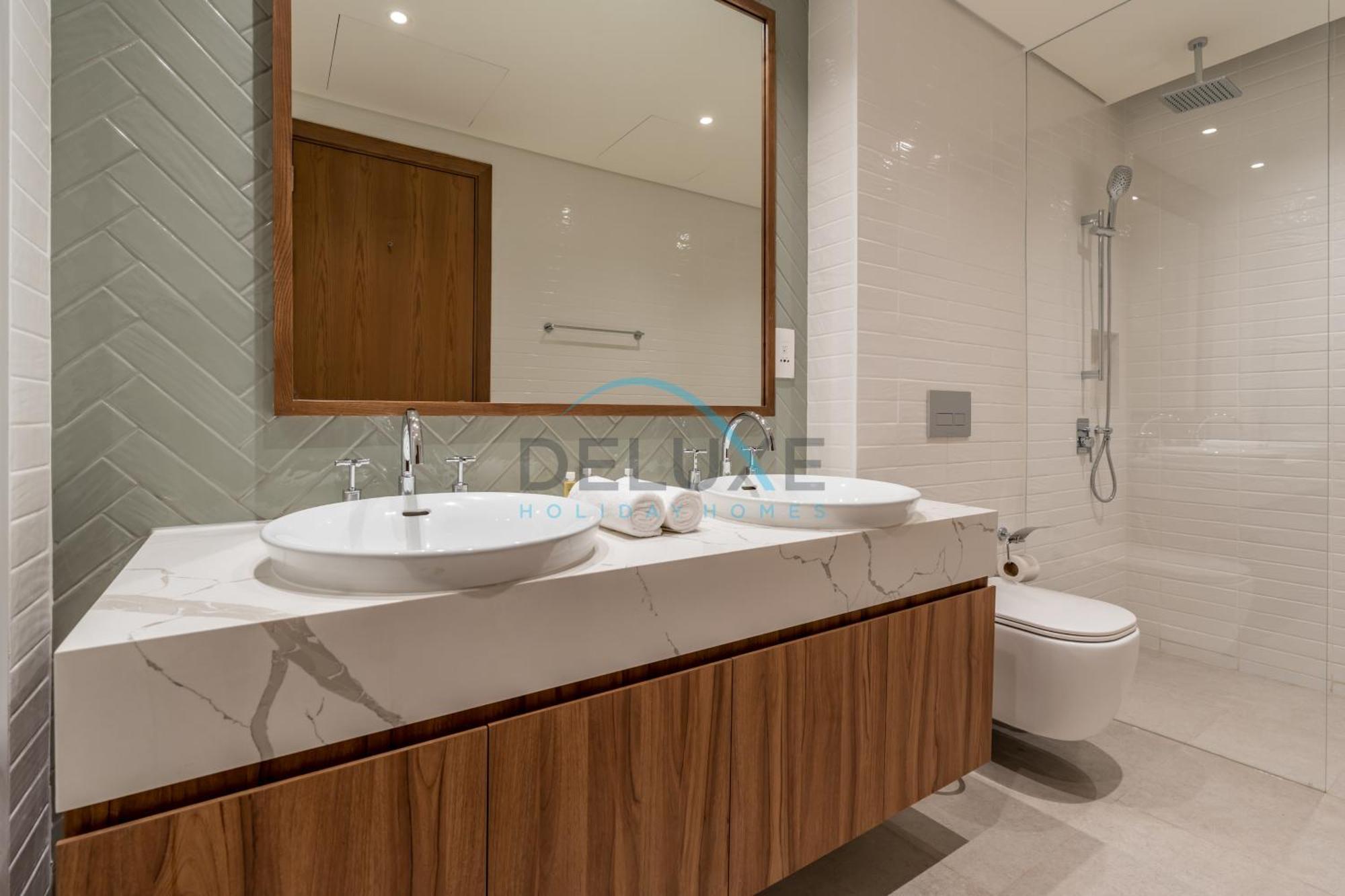 Chic 2br In Park Building 1, Al Wasl By Deluxe Homes *