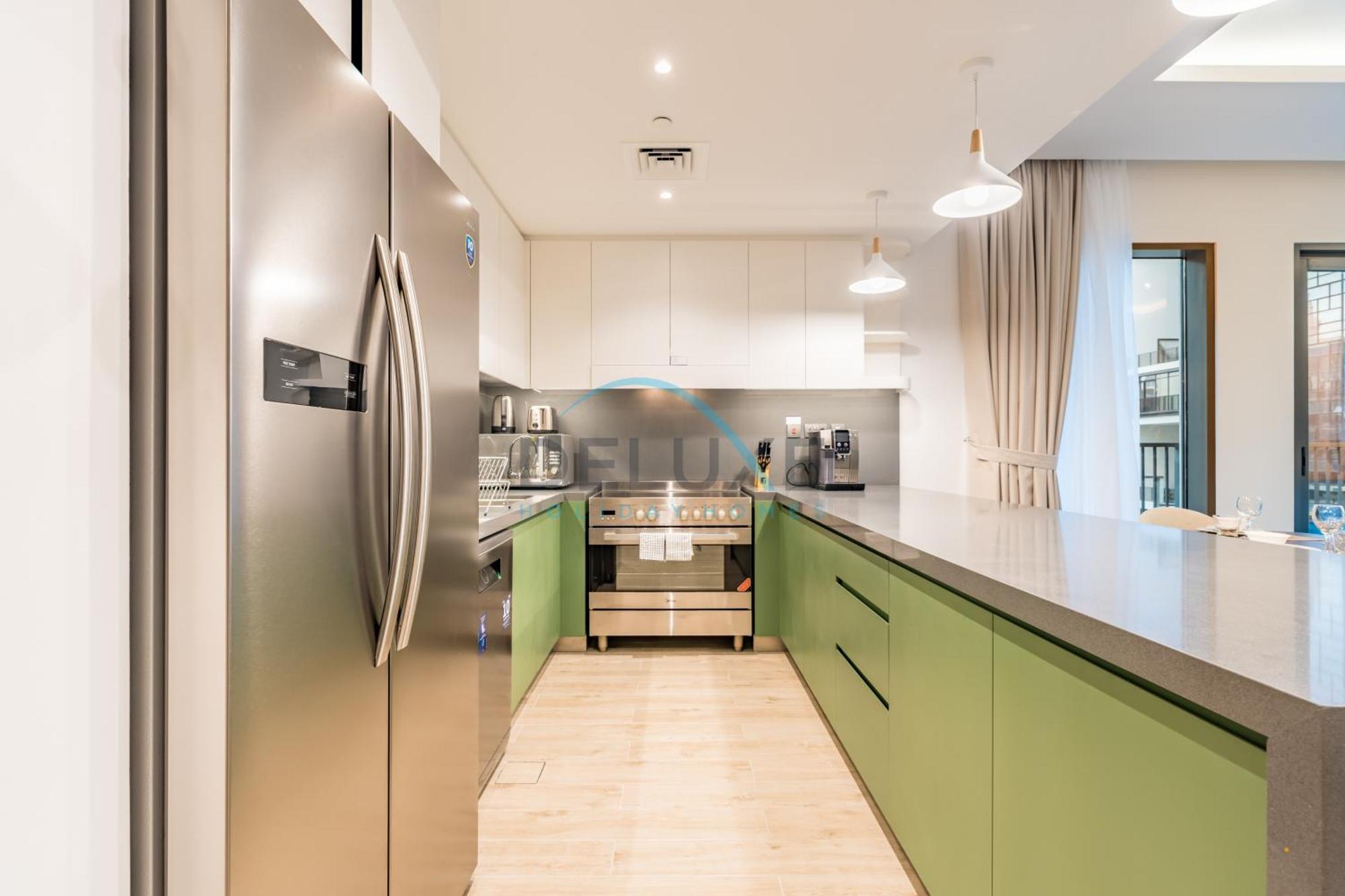 Chic 2br In Park Building 1, Al Wasl By Deluxe Homes Apartment