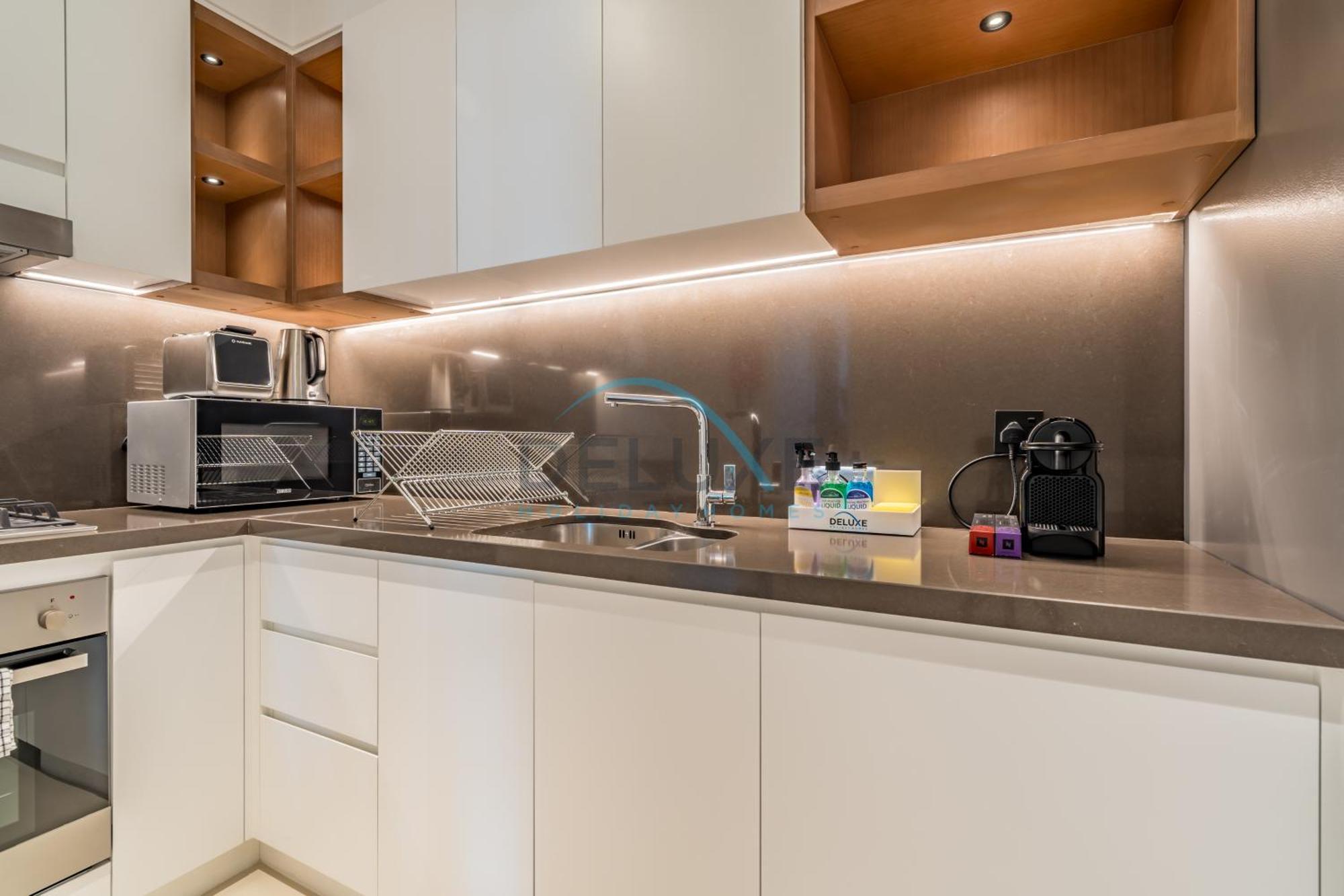 Apartment Contemporary 2br With Huge Balcony Dubai