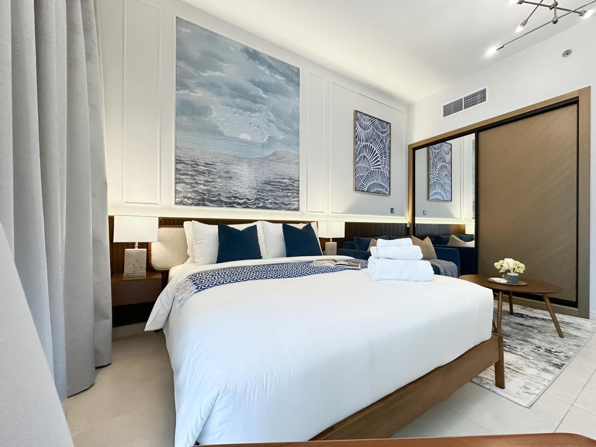 Trophy - Santorini Burjkhalifa & Canal Views Sofa Bed Apartment Dubai