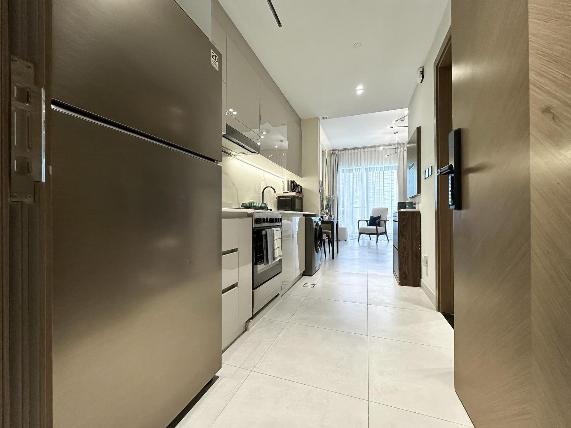 Trophy - Santorini Burjkhalifa & Canal Views Sofa Bed Apartment