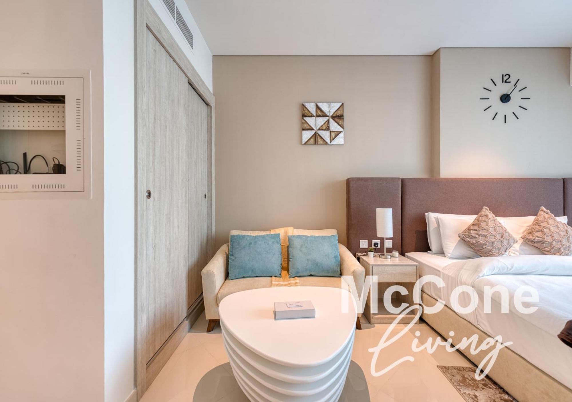 Beachfront Right By Nakheel Mall Apartment