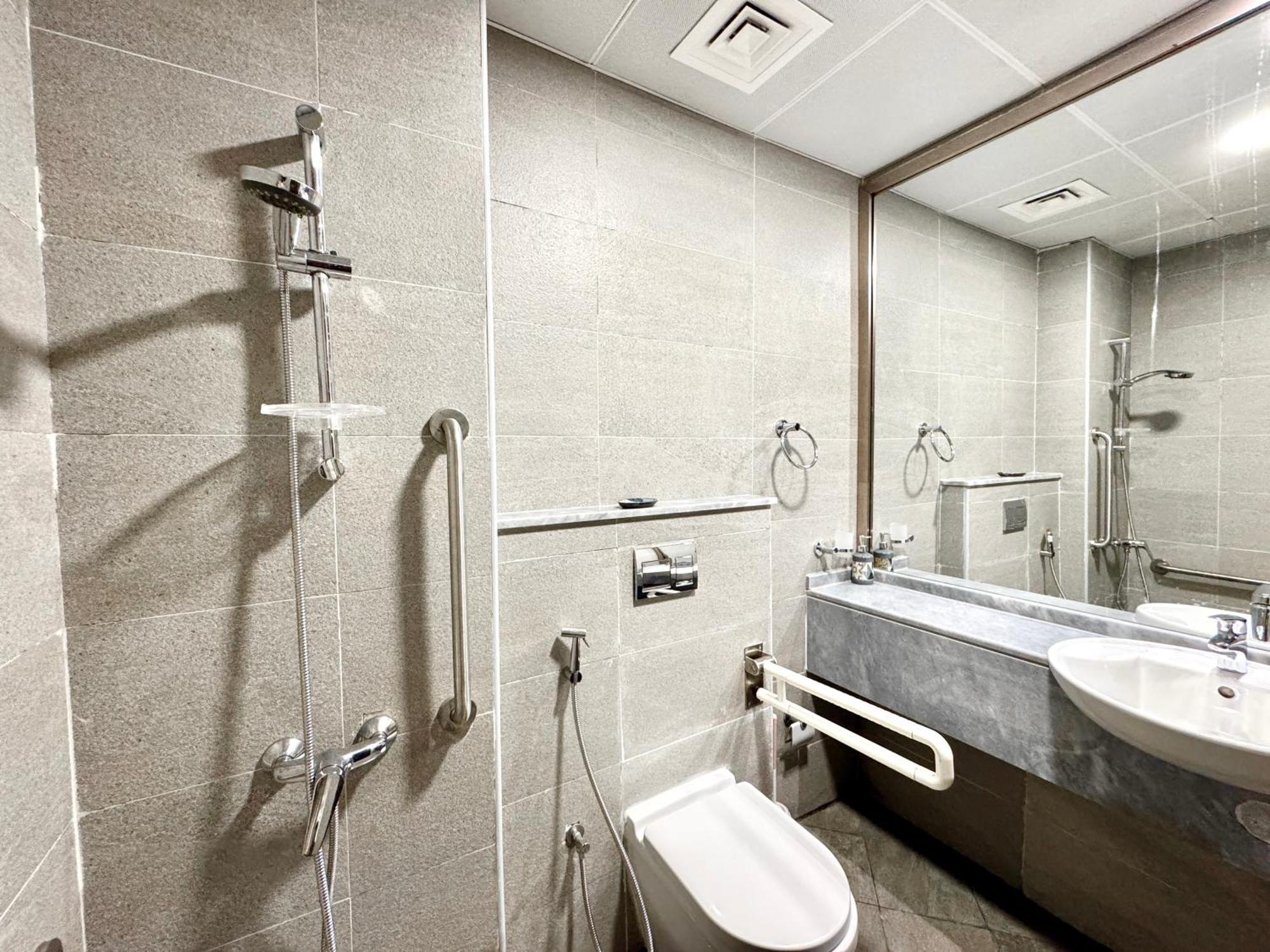 Al Manara Premium Deluxe