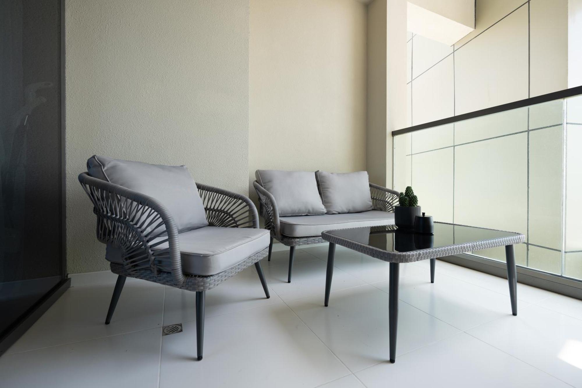 Keyrock Living - Luxe 2br In Business Bay