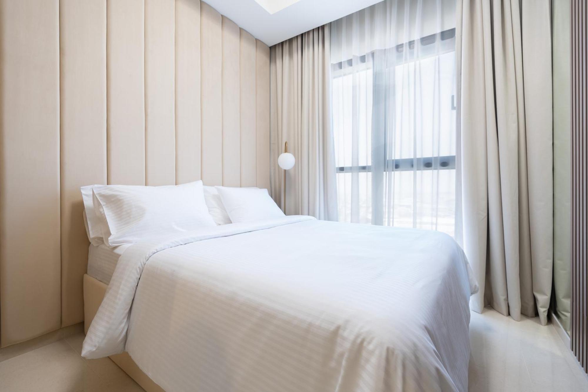Apartment Keyrock Living - Oasis With Balcony Views Dubai