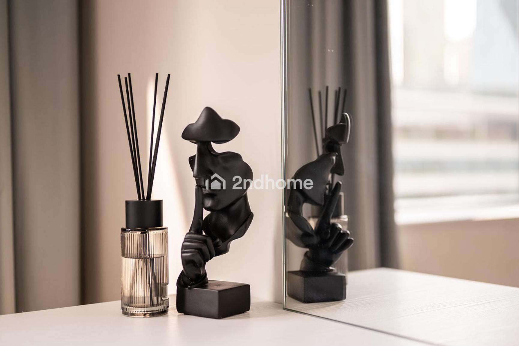 Sky Gardens, Difc - Freshly Furnished Unit