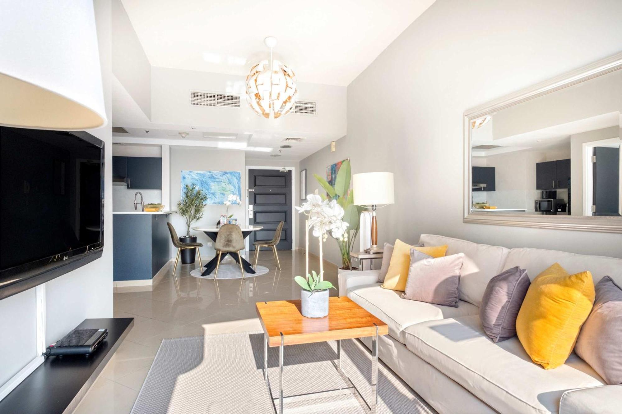 Apartment Silkhaus Modern 1bdr Near Almas In East Dubai