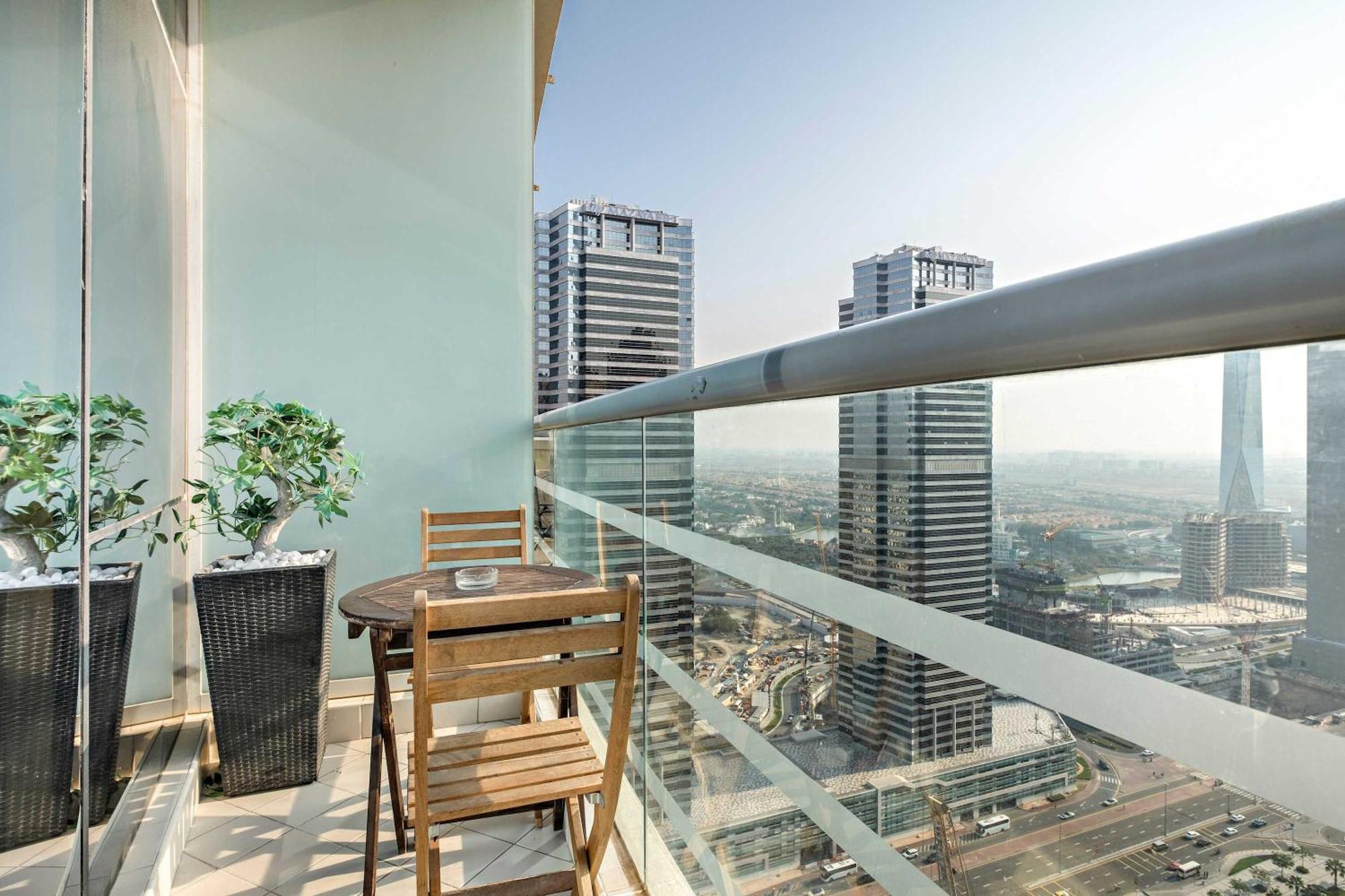 Apartment Silkhaus Modern 1bdr Near Almas In East *