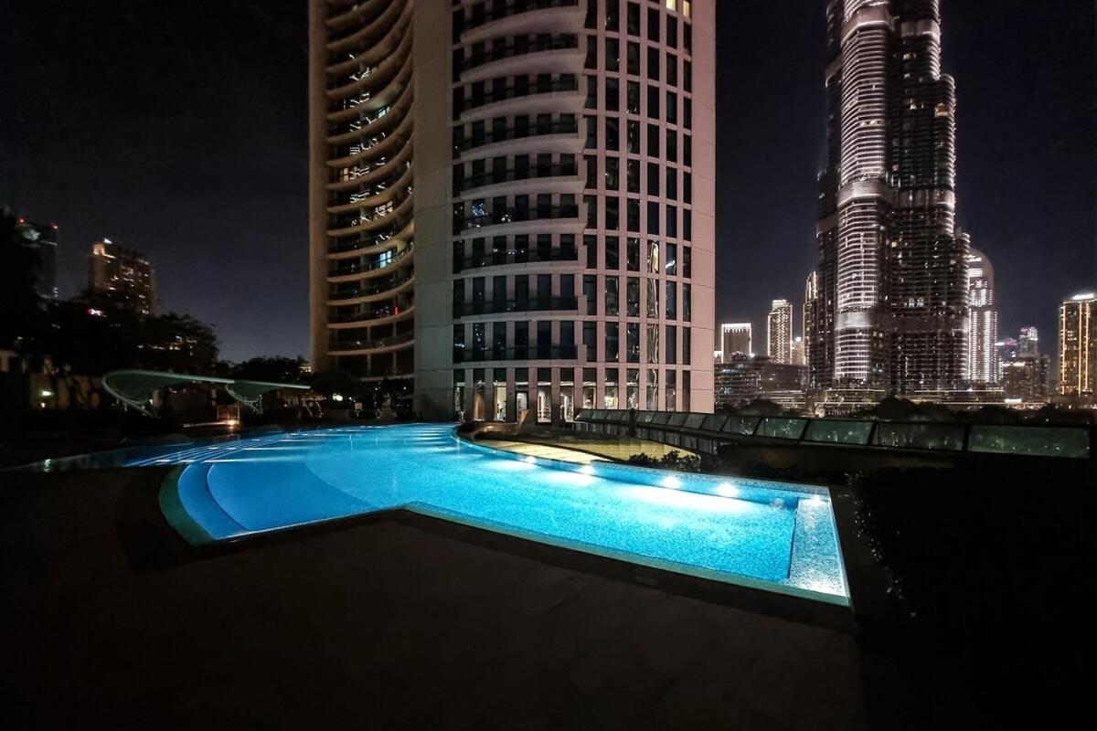 Apartment New Stunning 2br With Burj Khalifa View & Mall Tunnel Access Dubai