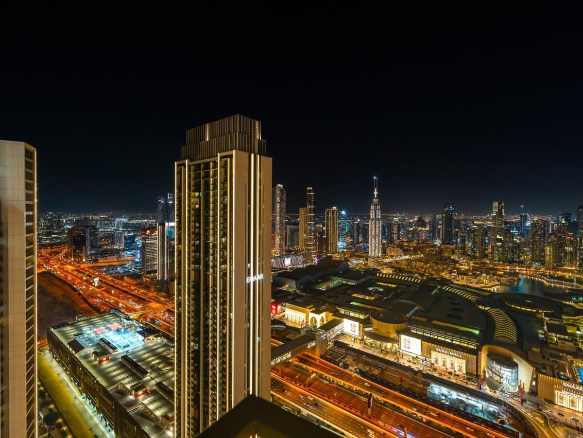 Apartment New Luxurious 4br With Burj Khalifa & Fountain View Near Difc Dubai