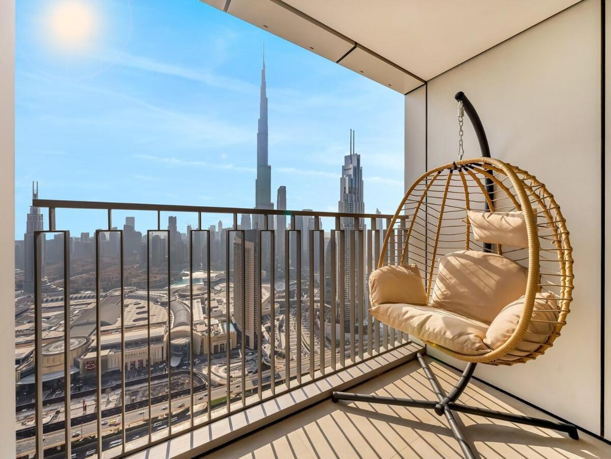 New Luxurious 4br With Burj Khalifa & Fountain View Near Difc Dubai
