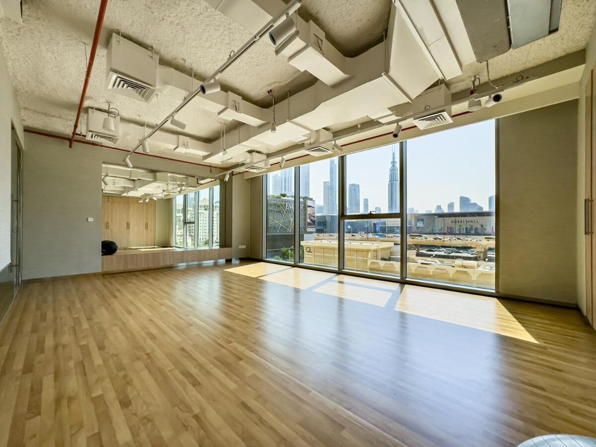 New Luxurious 4br With Burj Khalifa & Fountain View Near Difc Dubai