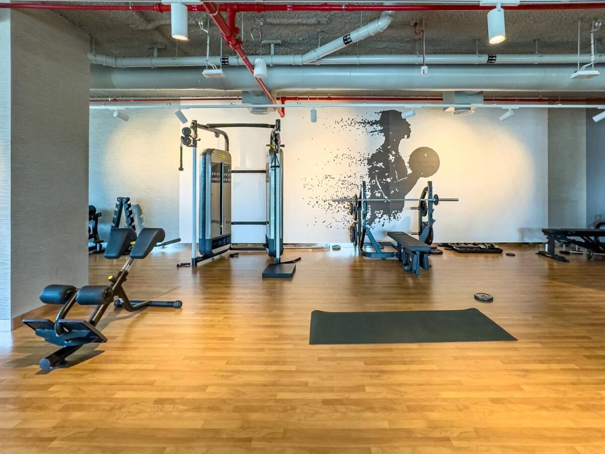New Luxurious 4br With Burj Khalifa & Fountain View Near Difc Dubai