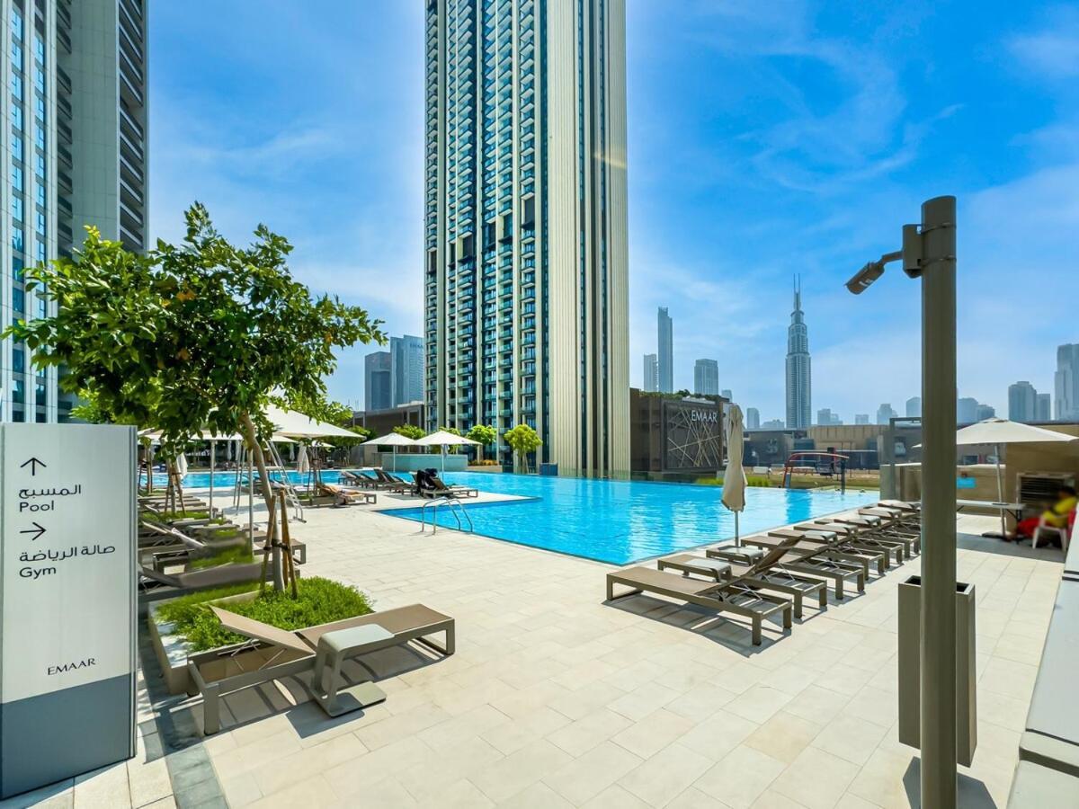 Apartment New Luxurious 4br With Burj Khalifa & Fountain View Near Difc *
