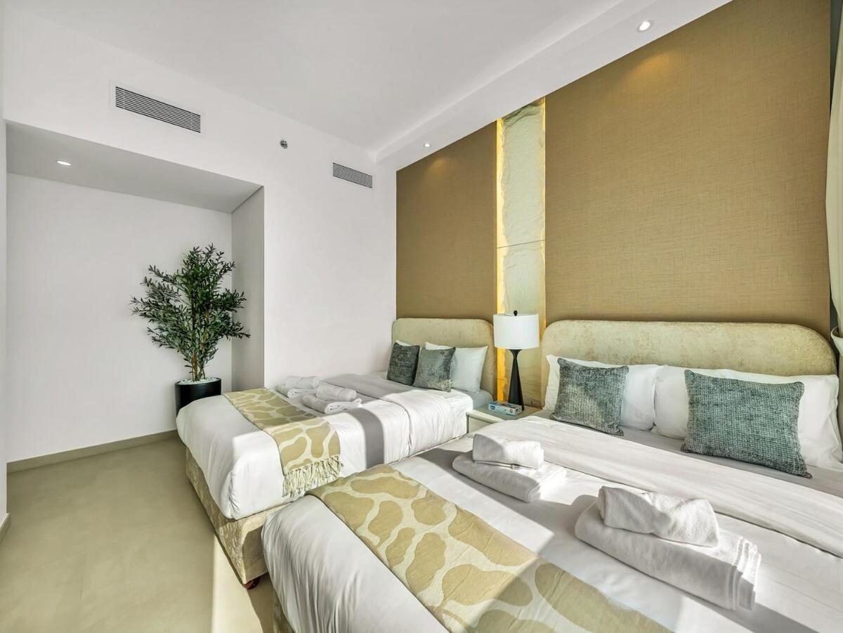 New Luxurious 4br With Burj Khalifa & Fountain View Near Difc * Dubai