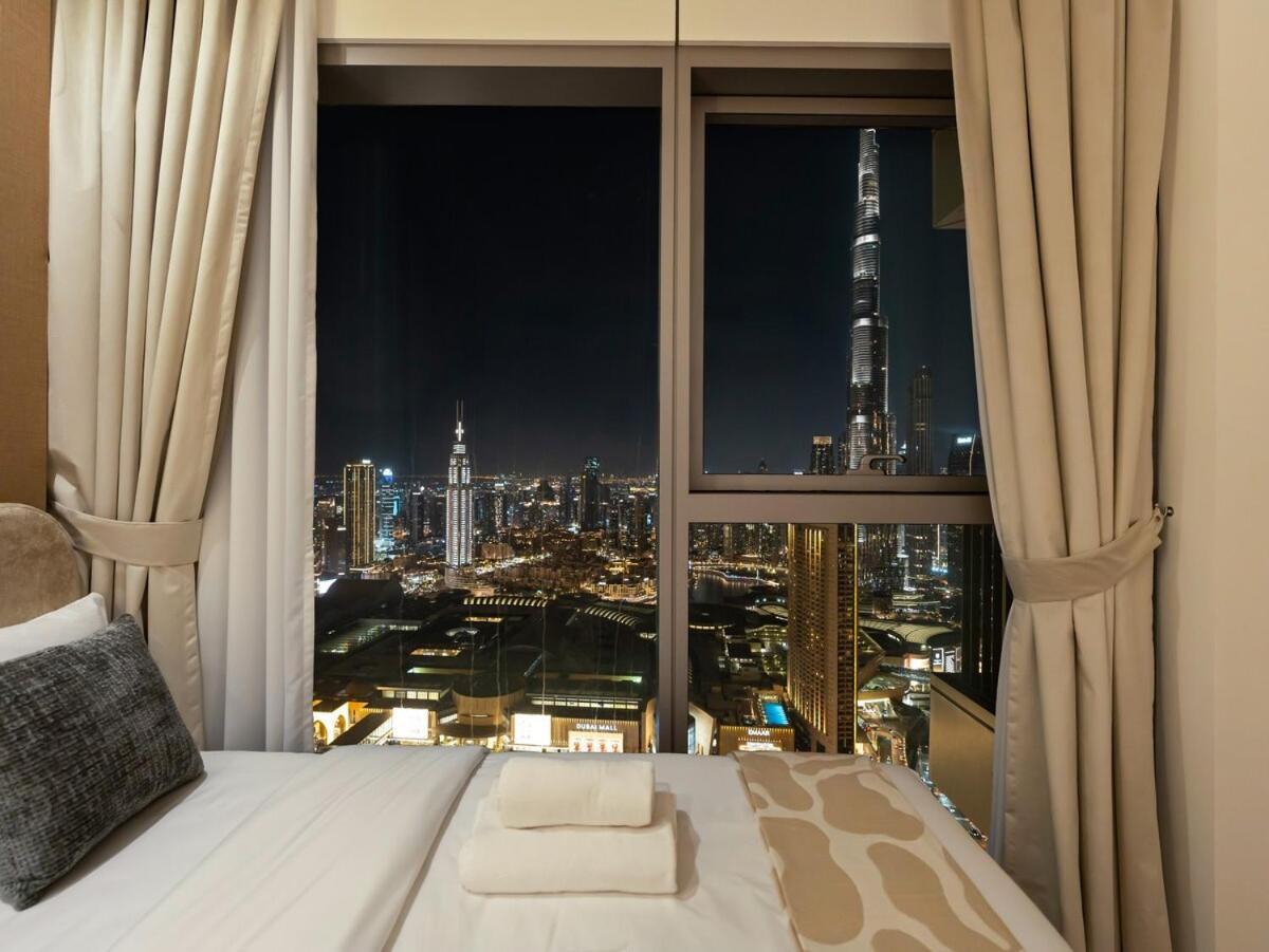 New Luxurious 4br With Burj Khalifa & Fountain View Near Difc * Dubai