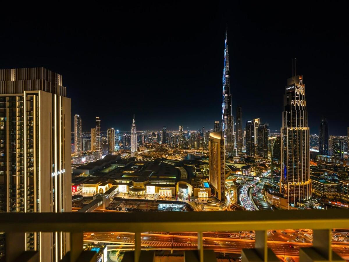 Apartment New Luxurious 4br With Burj Khalifa & Fountain View Near Difc Dubai