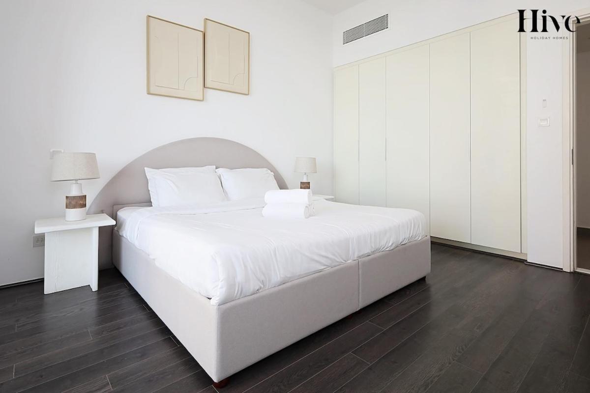2 Bedroom Al Suffouh * Dubai