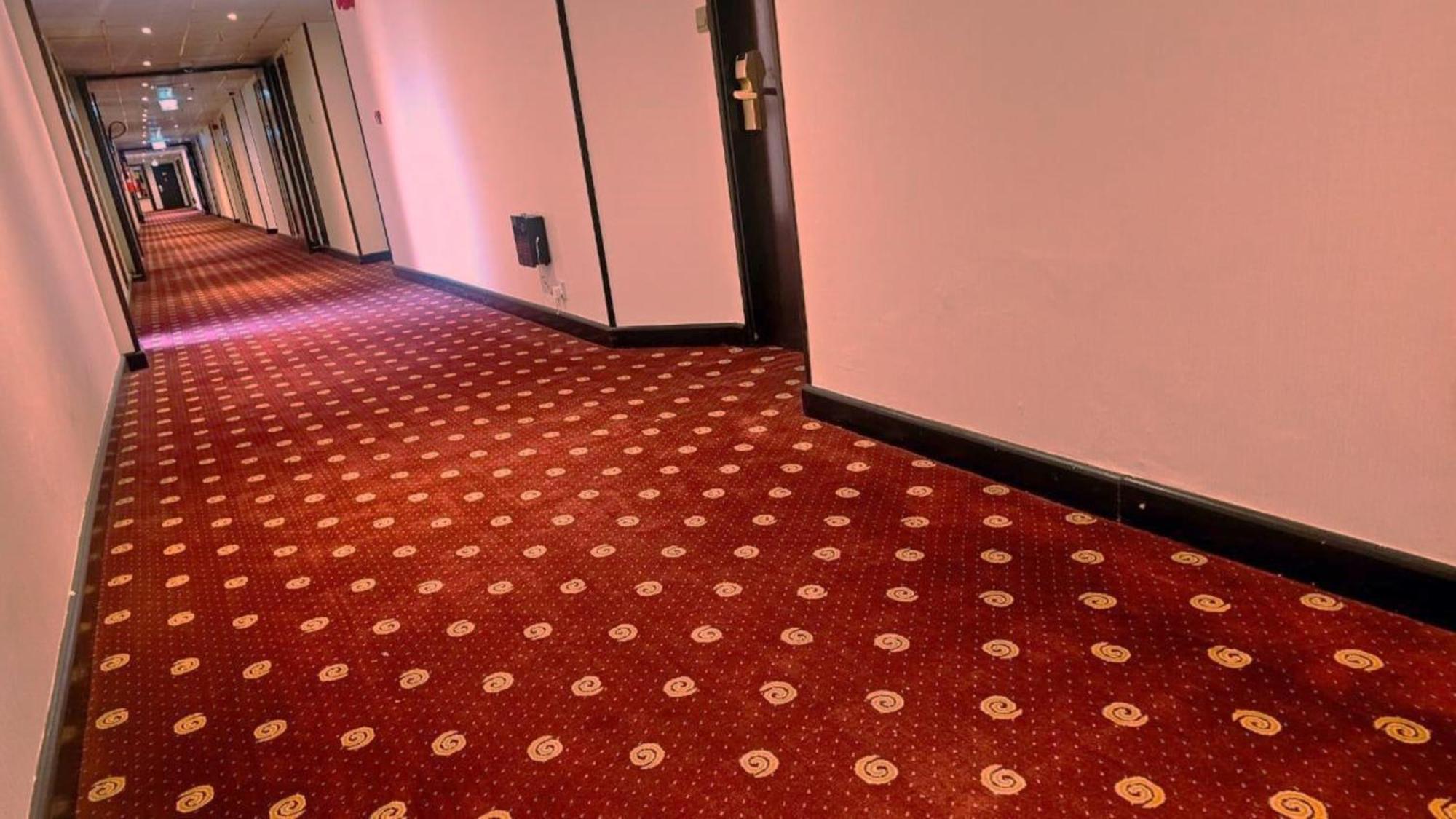 Hotel Rolla -former J5 Bur 3*