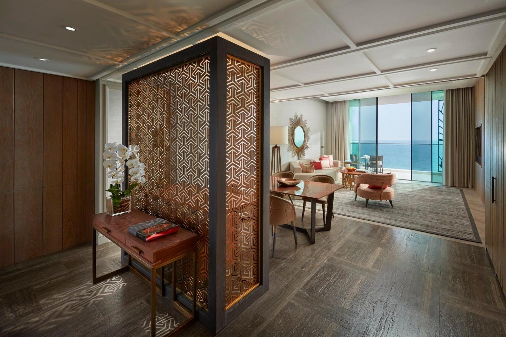 Mandarin Oriental Jumeira, Resort