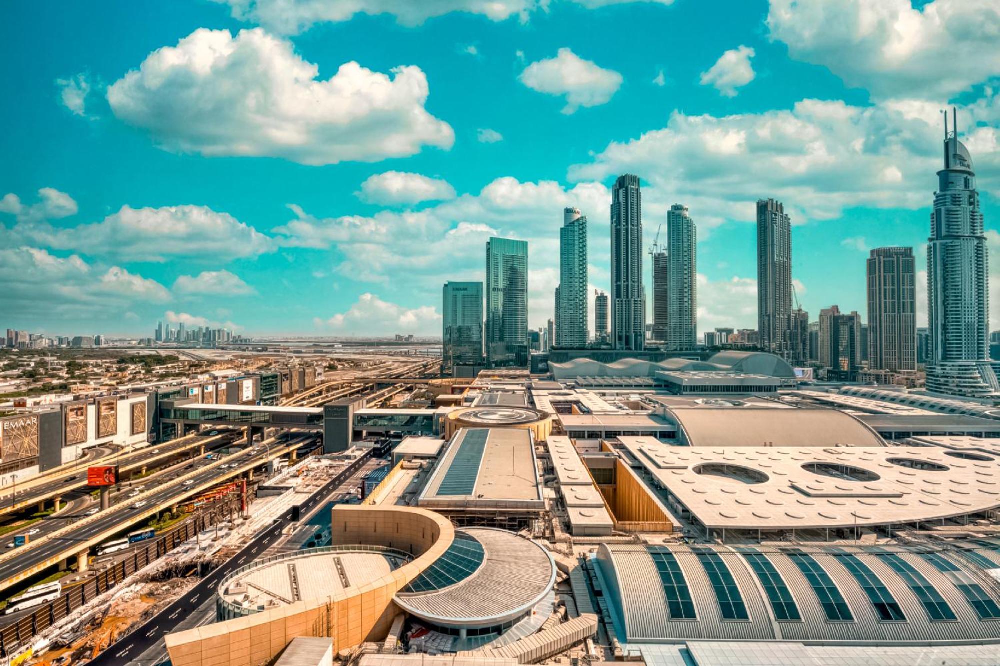 Emaar Fashion Avenue One Bedroom - Formerly Address Mall Four Apple Homes Apartment