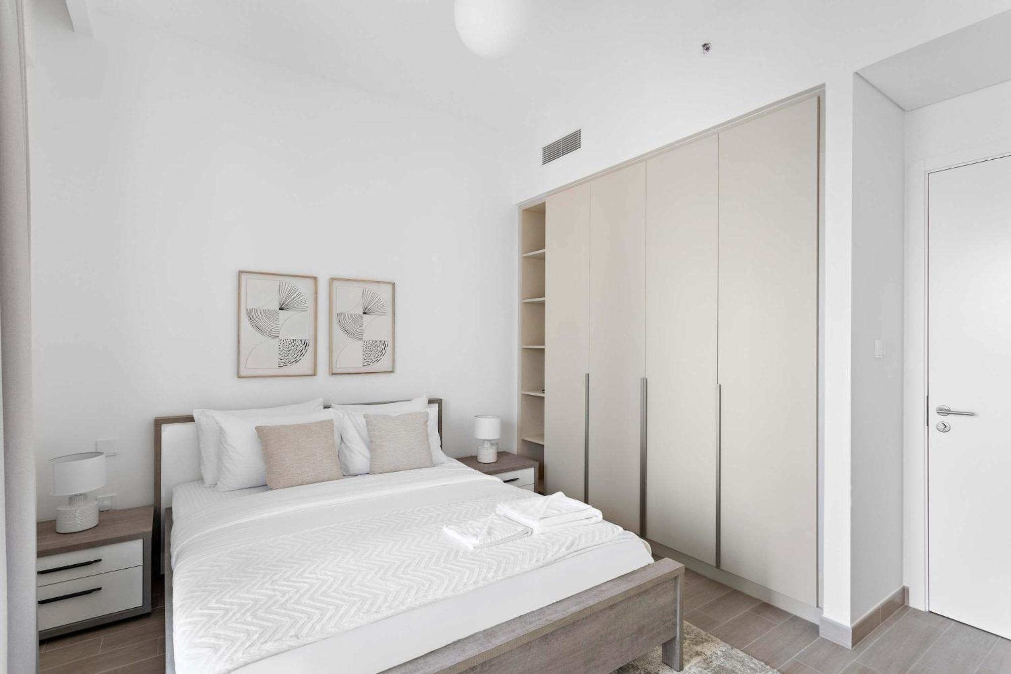 Apartment Silkhaus Stylish 1bdr New Creek Tower Dubai
