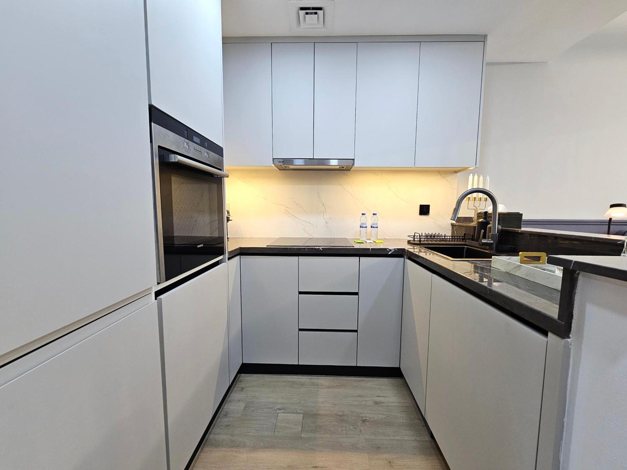 Cozy - Marina - 5 Min To And Metro Apartment Dubai